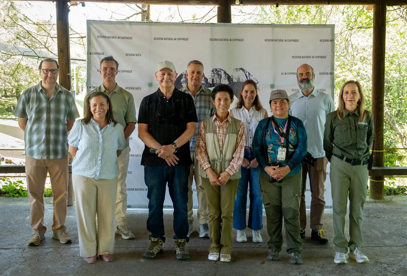 Su Alteza Imperial, la Princesa Takamado de Japón, visita la Reserva Natural Chipinque para avistamiento de aves