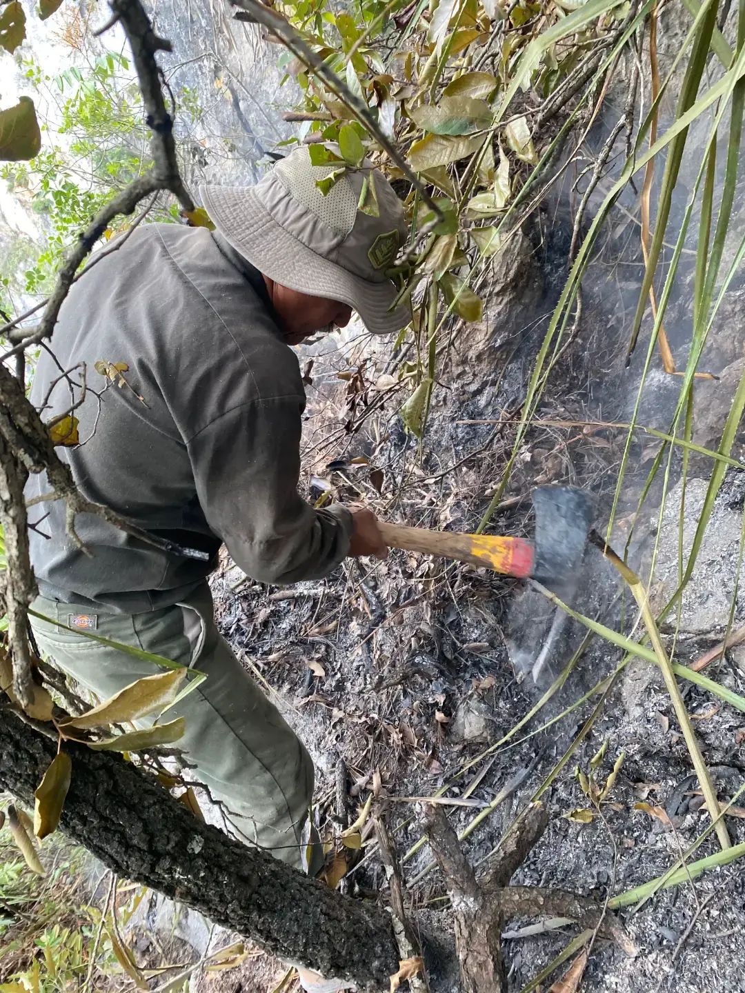 Atención de conato de incendio en El Diente