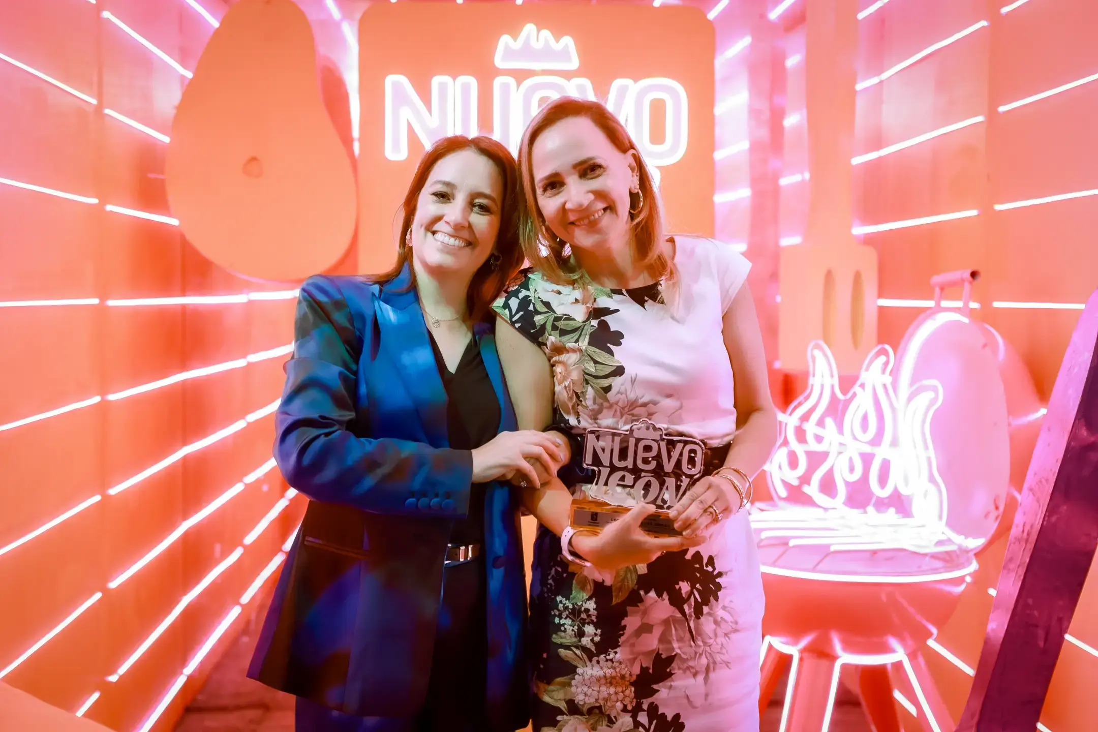 Directora del Parque Ecológico Chipinque recibe el Premio Estatal de Turismo en la categoría de Turismo de Naturaleza