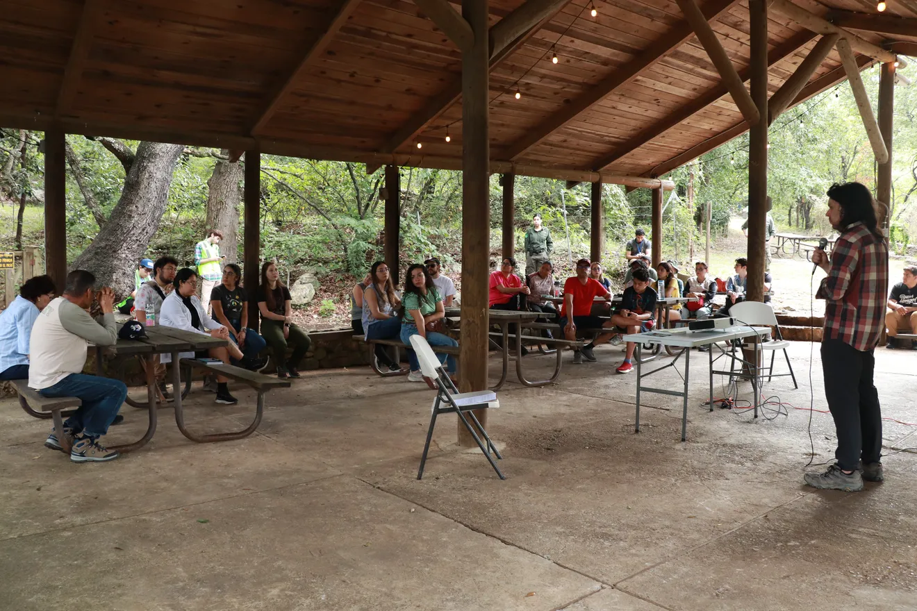 Talk: fungi in our daily lives. Uses and misuses.